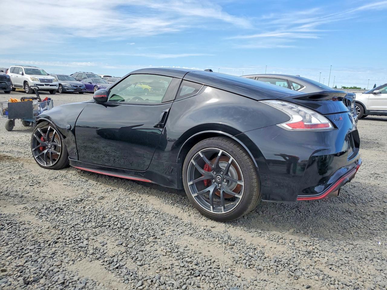 2016 Nissan 370Z Nismo Tech - Фото 2