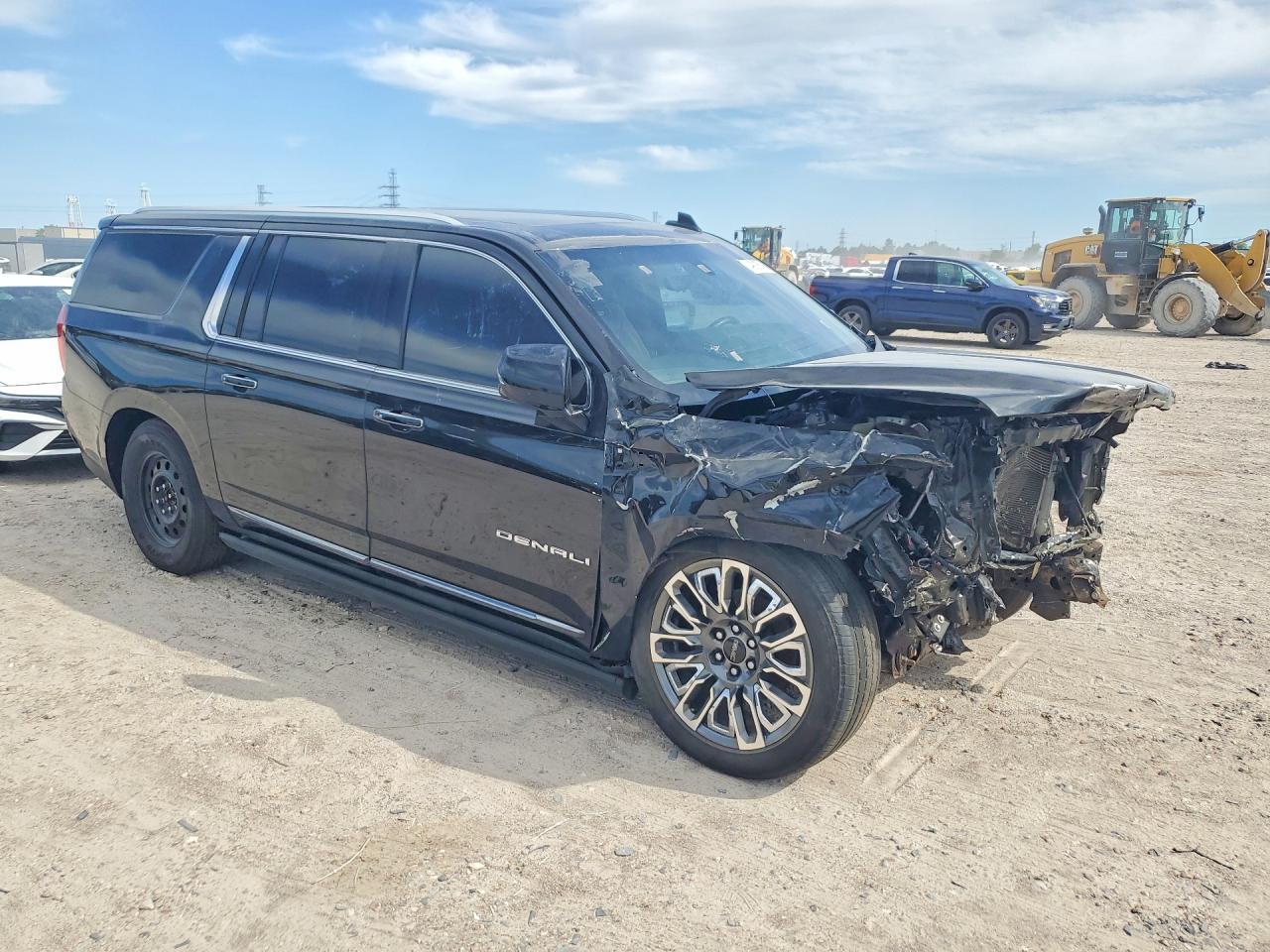 2023 GMC Yukon Xl Denali Ultimate - Image 4