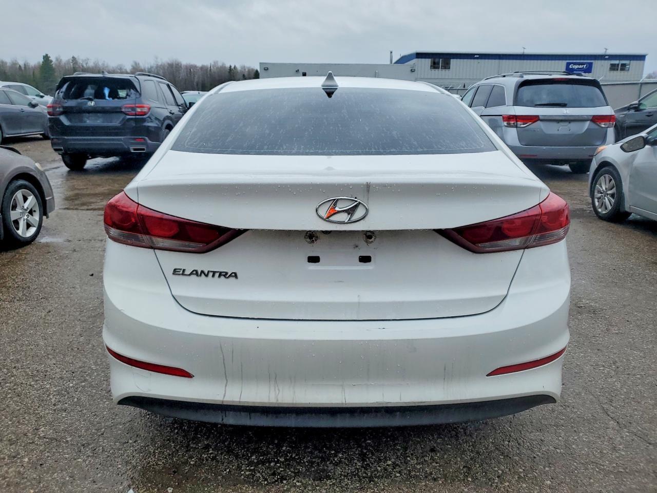 2017 Hyundai Elantra Se - Фото 6