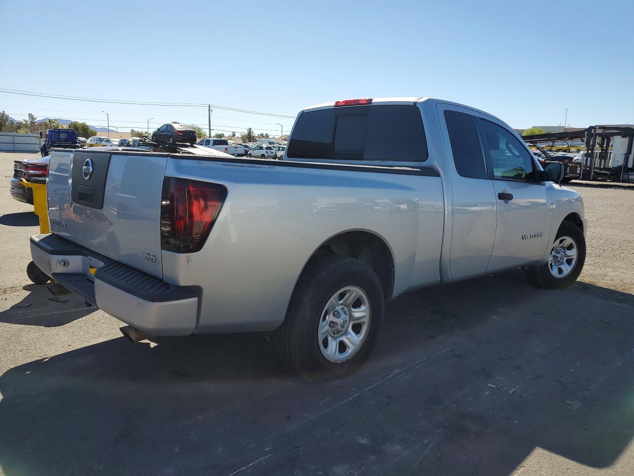 2005 Nissan Titan Xe - Фото 3