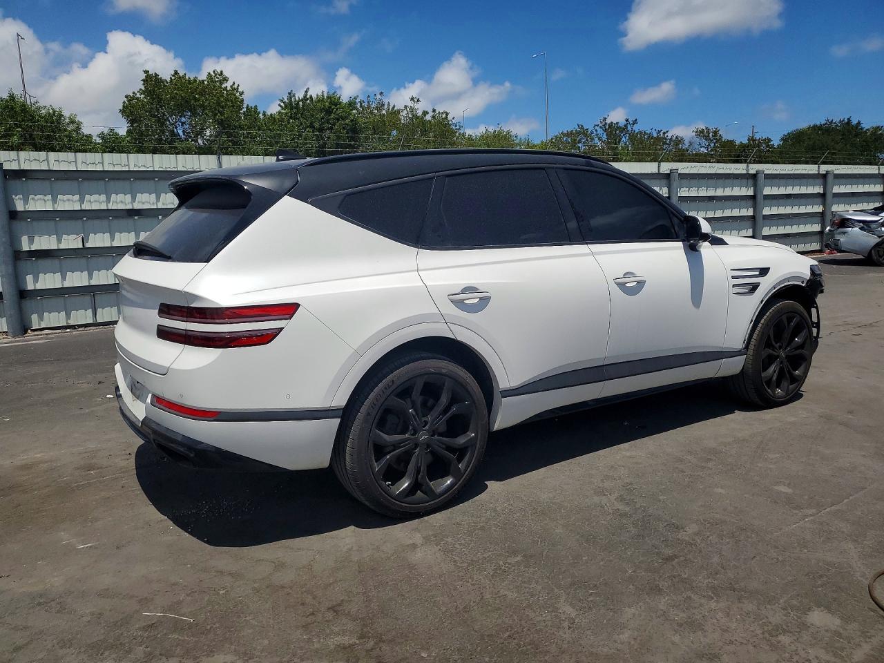 2022 Genesis Gv80 3.5T Prestige Signature - Image 3