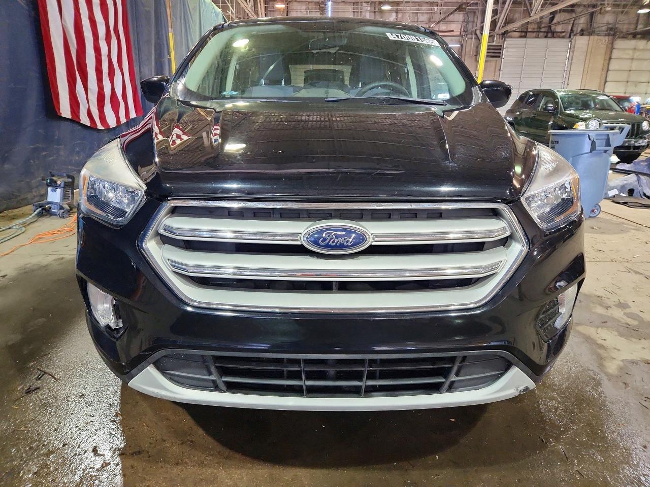 2019 Ford Escape Se - Фото 5