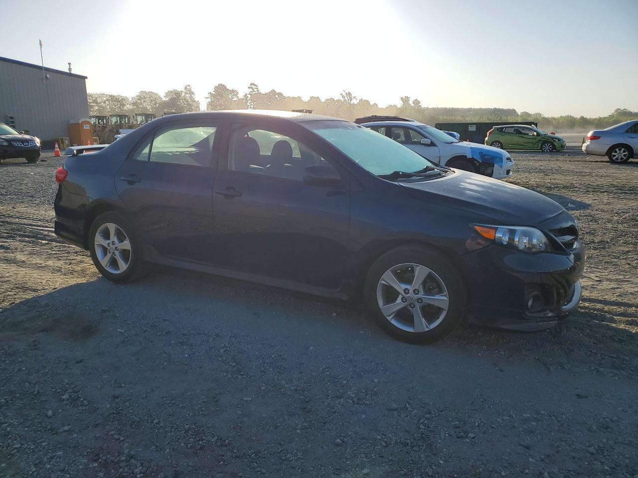 2013 Toyota Corolla S - Фото 4