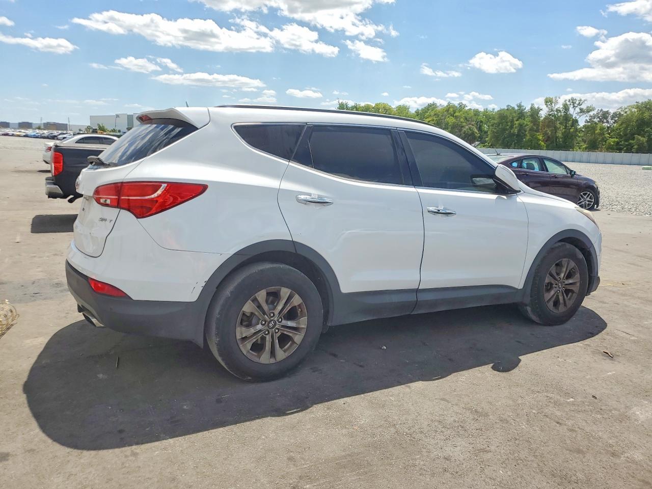 2015 Hyundai Santa Fe Sport 2.4L - Фото 3