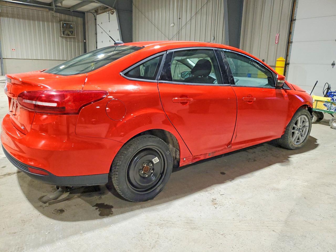 2017 Ford Focus Se - Фото 3