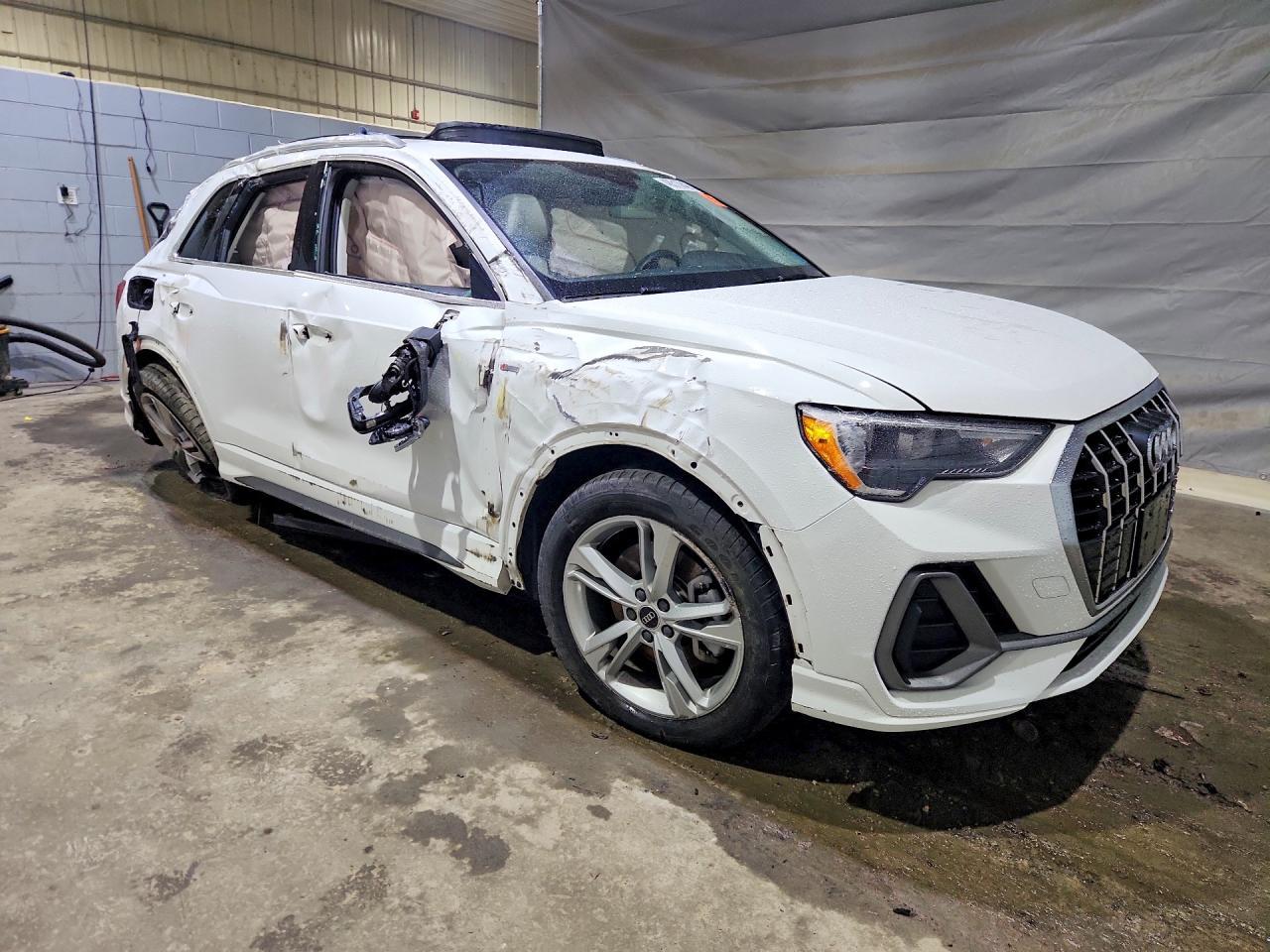 2022 Audi Q3 Premium S Line 45 - Фото 4