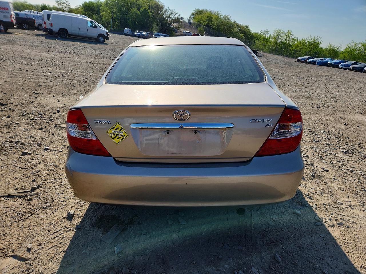 2002 Toyota Camry Xle - Image 6