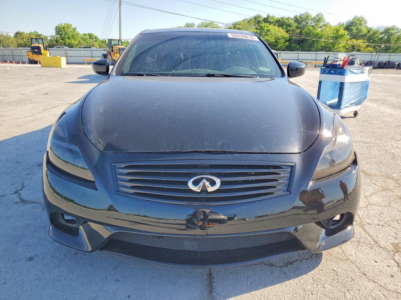 2015 Infiniti Q60 - Image 5
