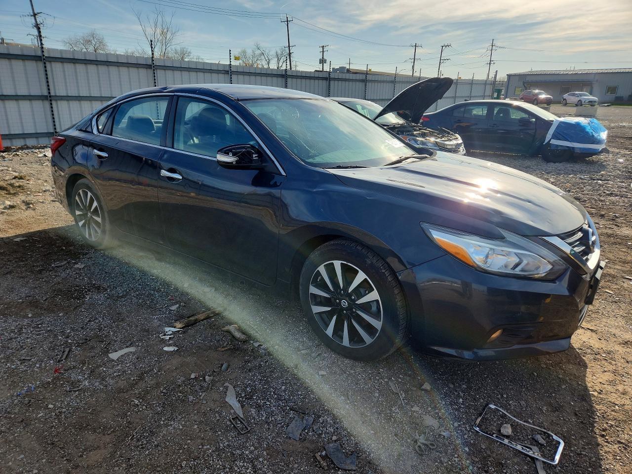 2018 Nissan Altima 2.5 Sl - Image 4