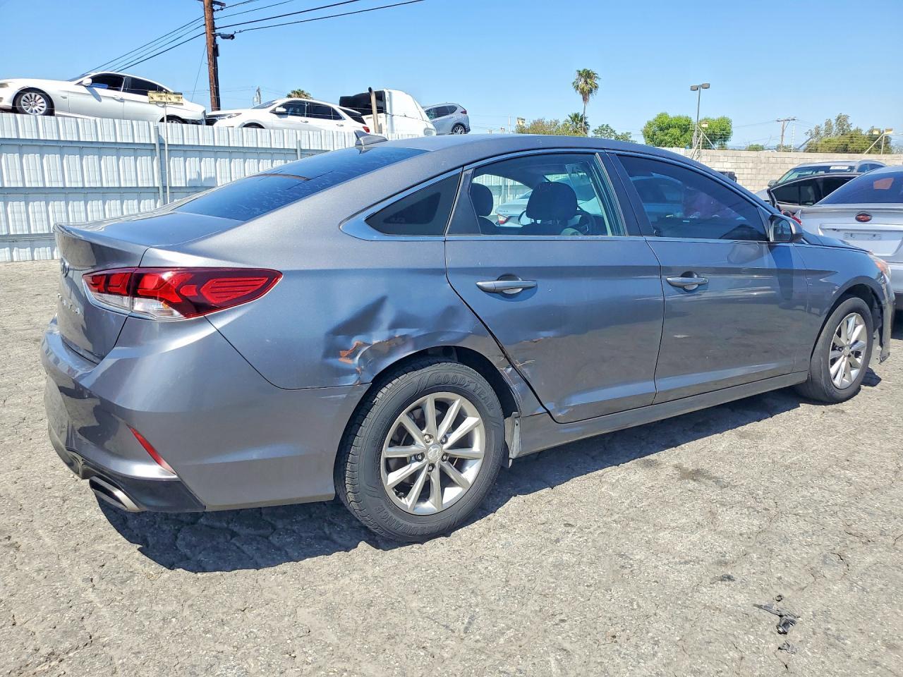 2019 Hyundai Sonata Se - Image 3