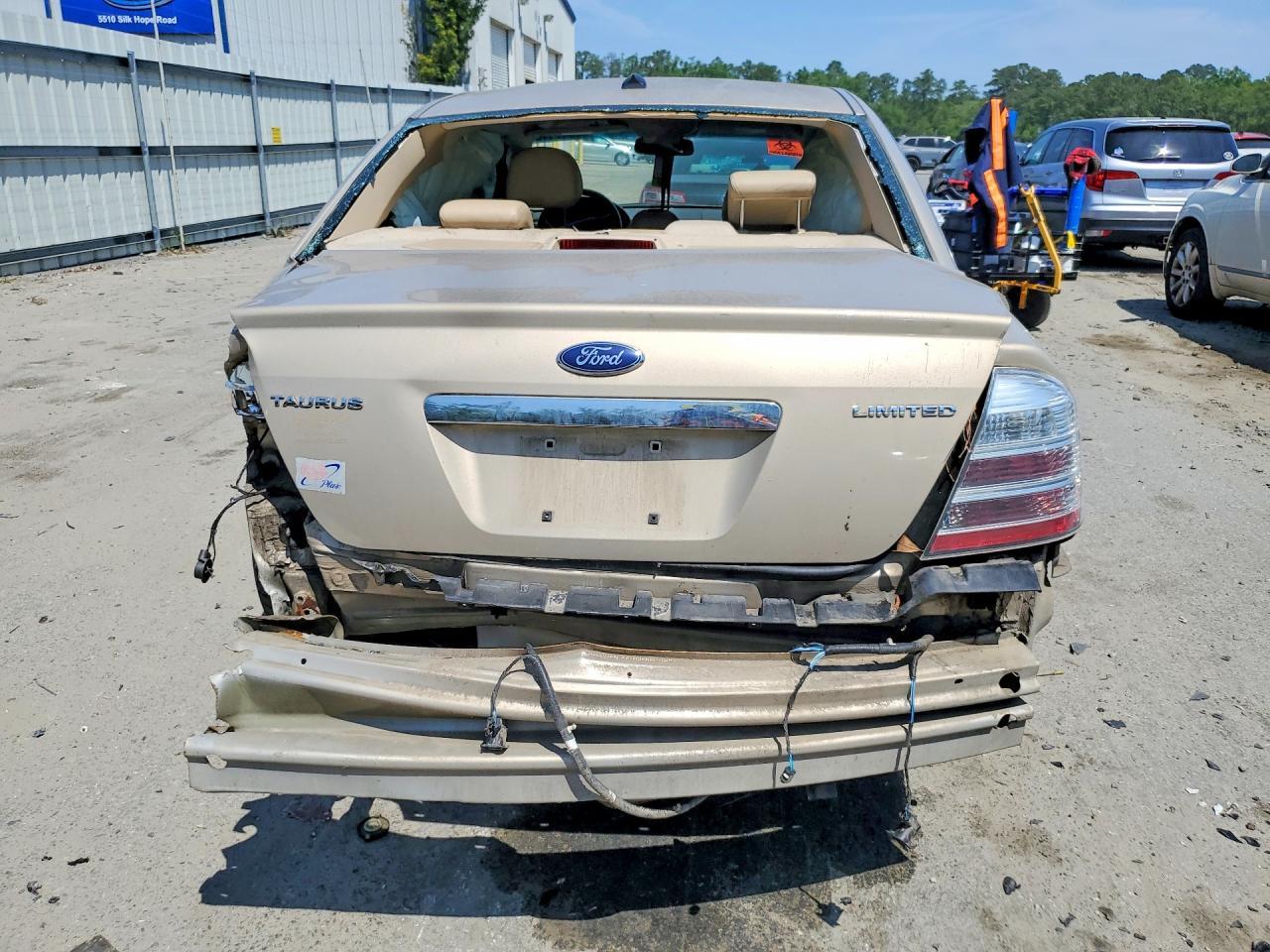2008 Ford Taurus Limited - Image 6