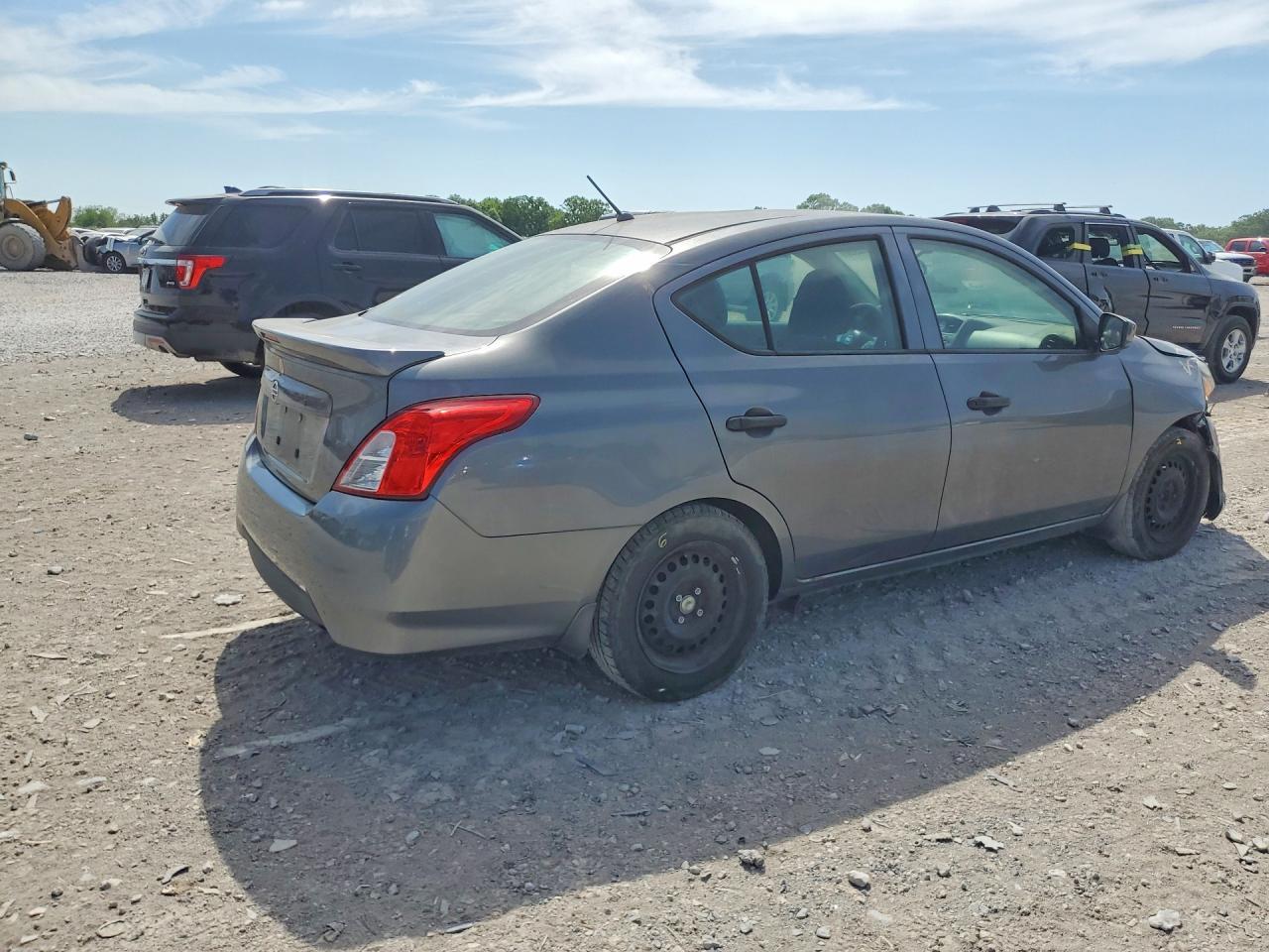 2018 Nissan Versa S Plus - Image 3