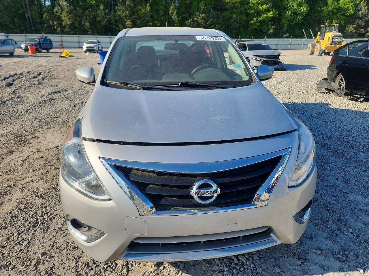 2017 Nissan Versa 1.6 S - Фото 5