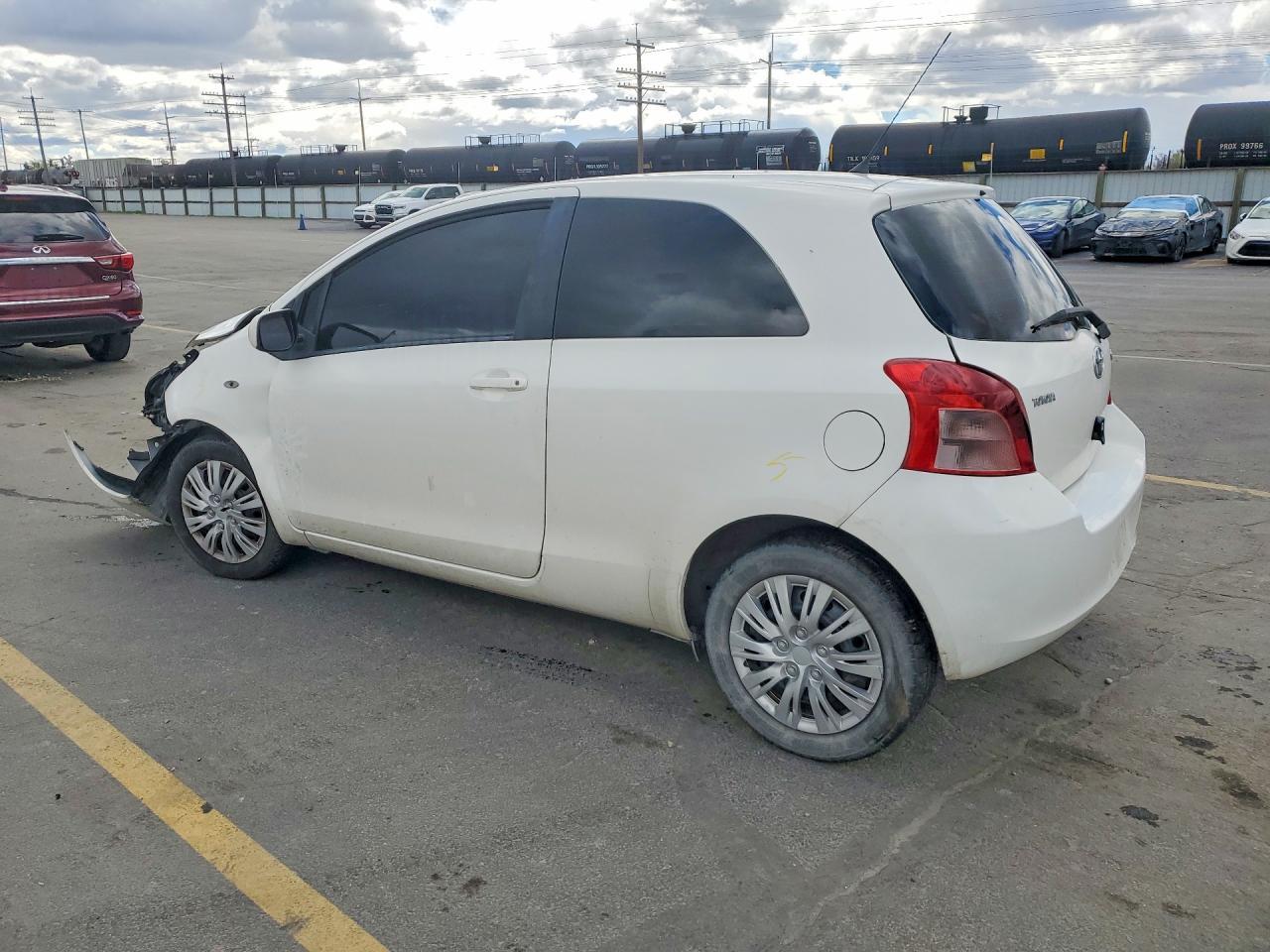 2008 Toyota Yaris - Фото 2