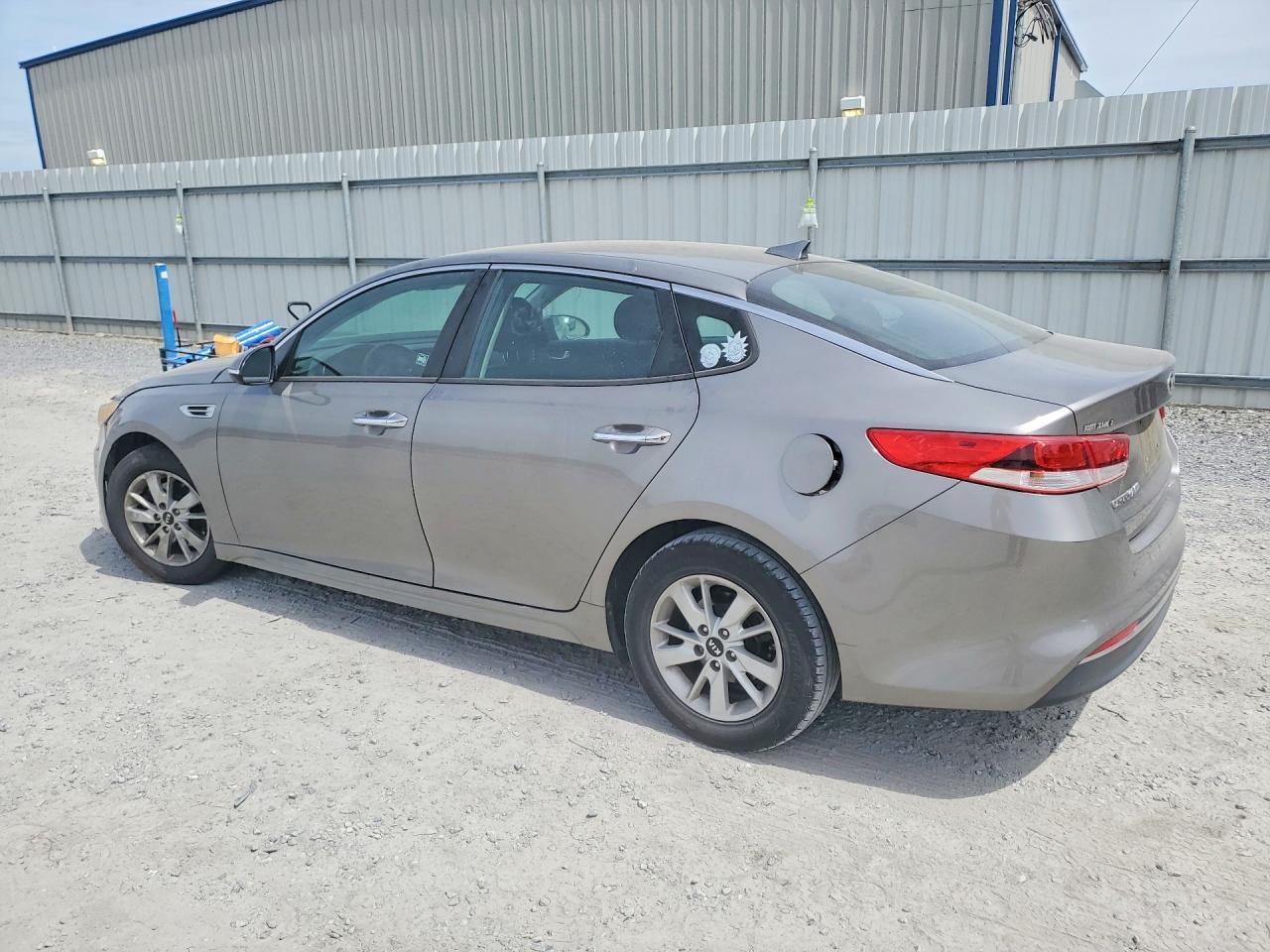 2016 Kia Optima Lx - Фото 2
