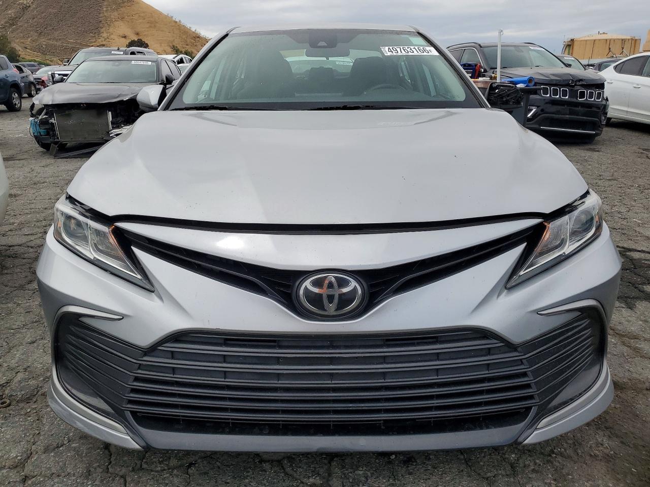 2021 Toyota Camry Le - Image 5
