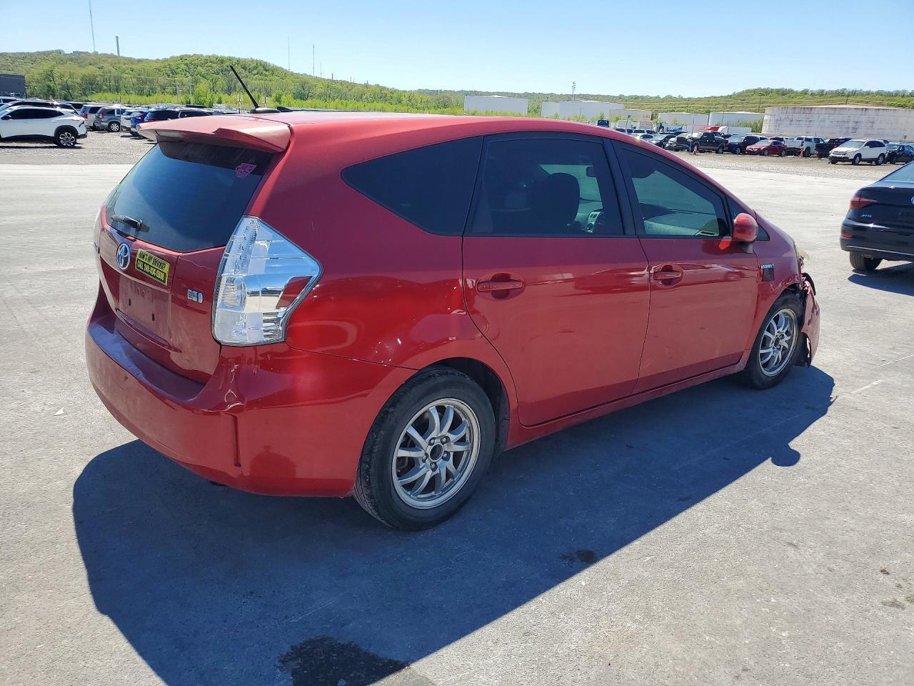 2012 Toyota Prius V Three - Фото 3