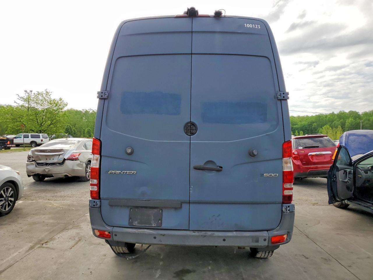 2018 Mercedes Benz Sprinter 2500 - Фото 6