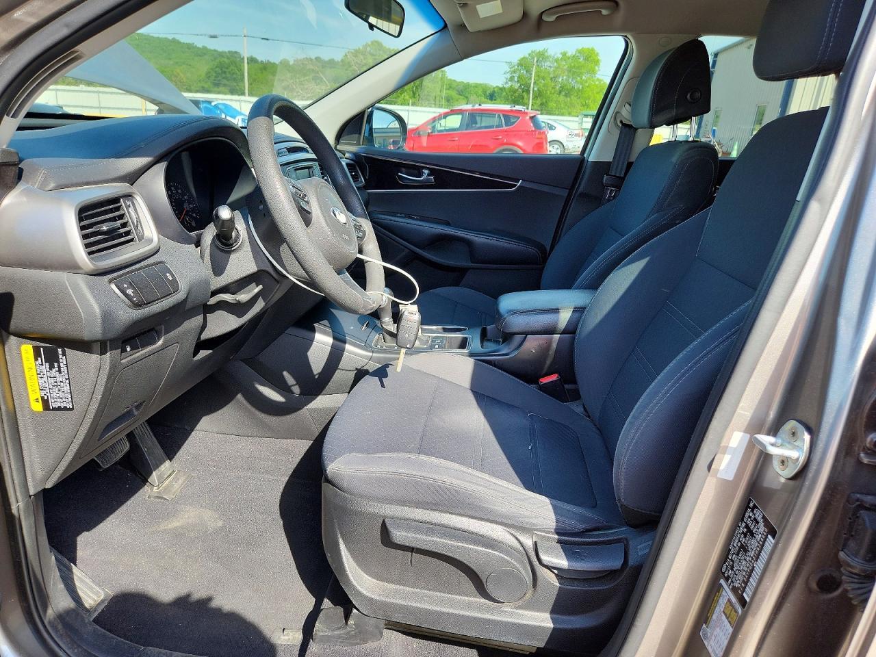 2017 Kia Sorento Lx - Image 7