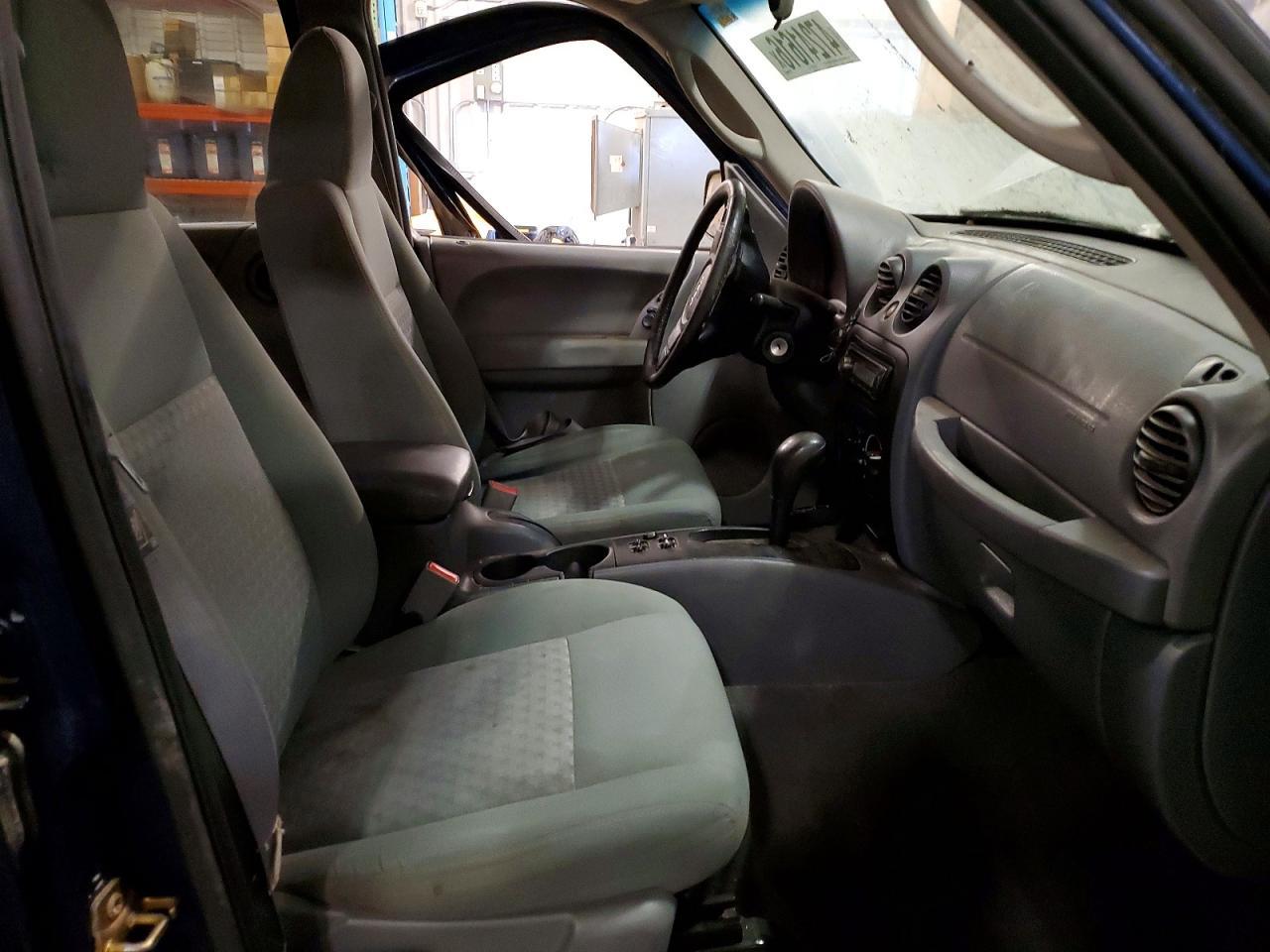 2005 Jeep Liberty Sport - Фото 7
