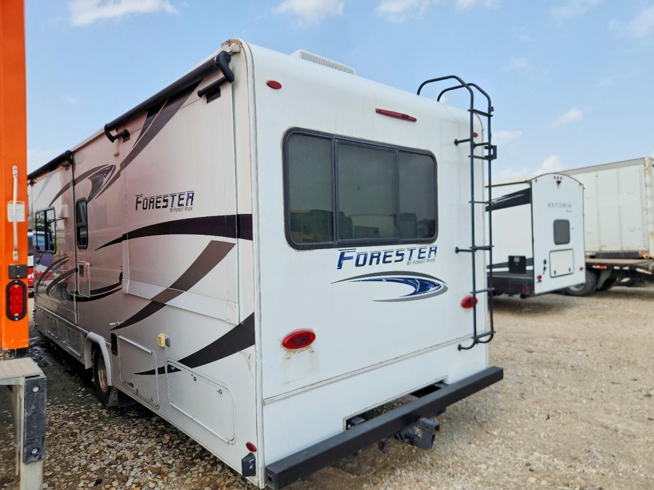 2019 Ford Econoline E450 Super Duty Cutaway Van - Фото 3