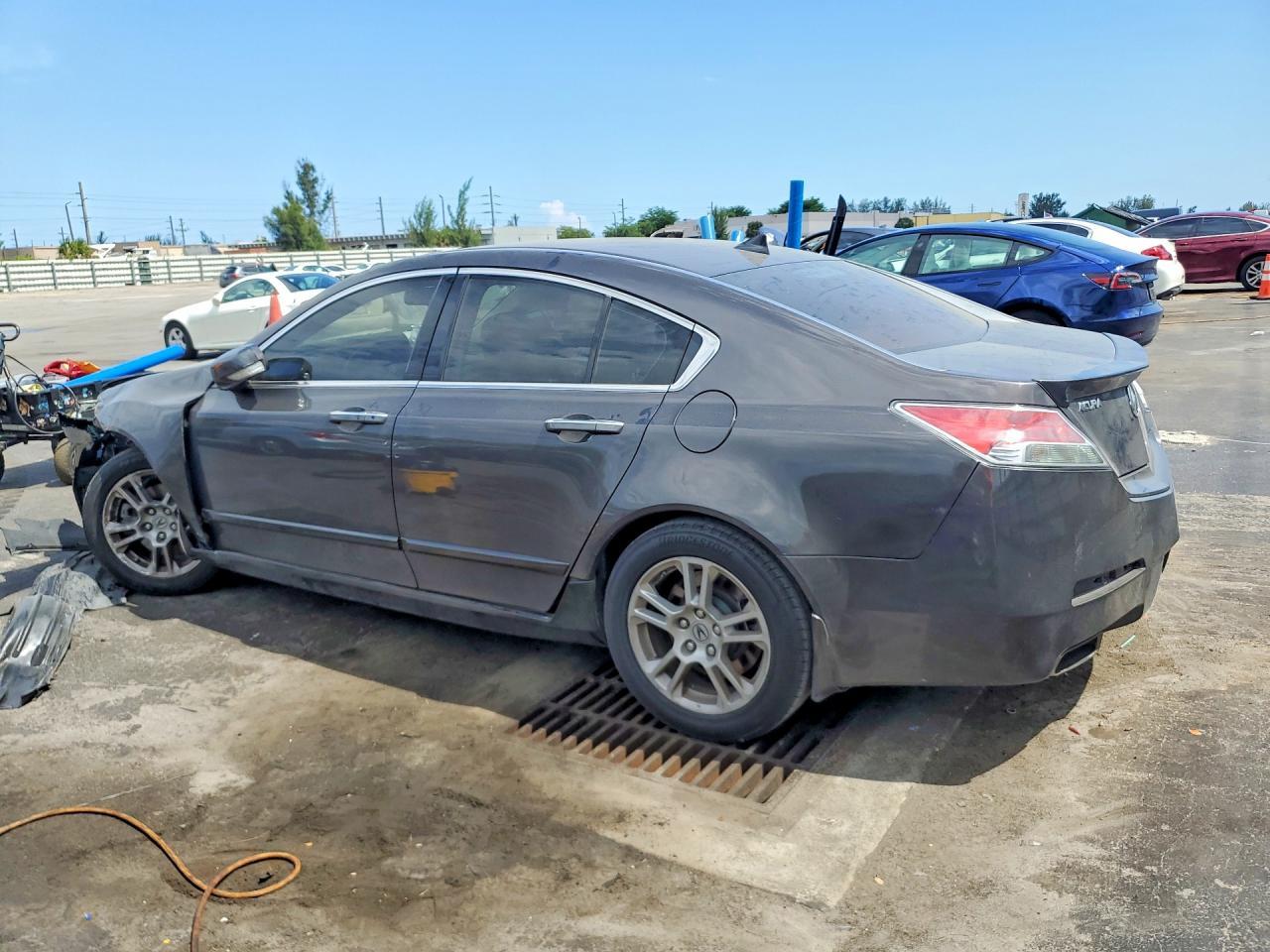 2009 Acura Tl - Image 2