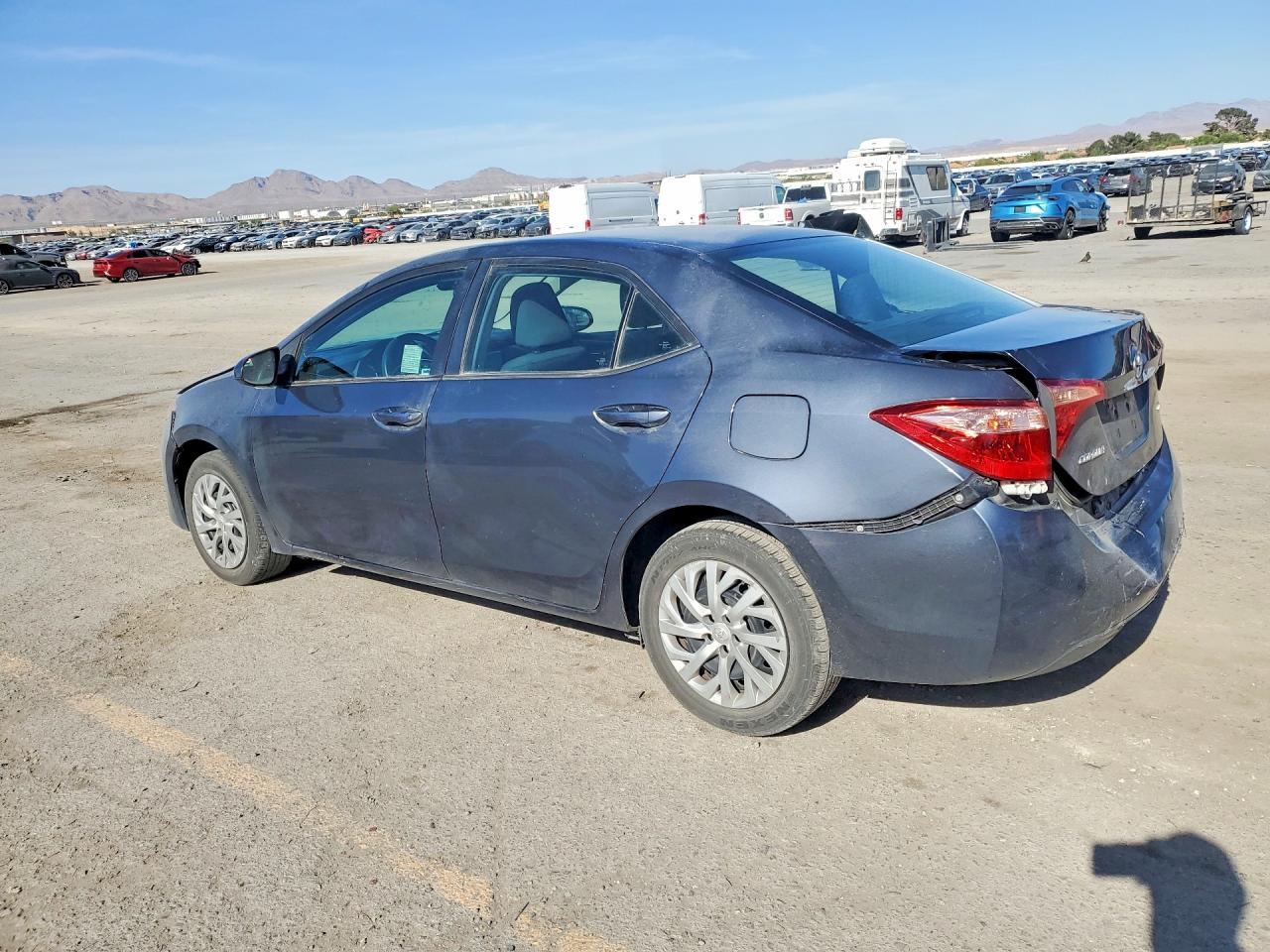 2018 Toyota Corolla Le - Image 2