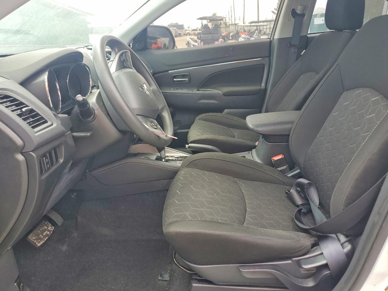 2021 Mitsubishi Outlander Sport Es - Image 7