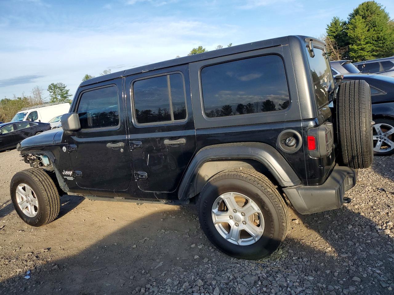 2020 Jeep Wrangler Unlimited Sport - Image 2