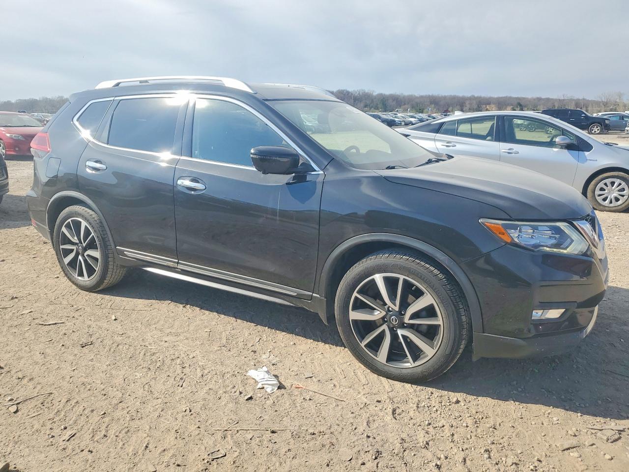 2018 Nissan Rogue S - Фото 4