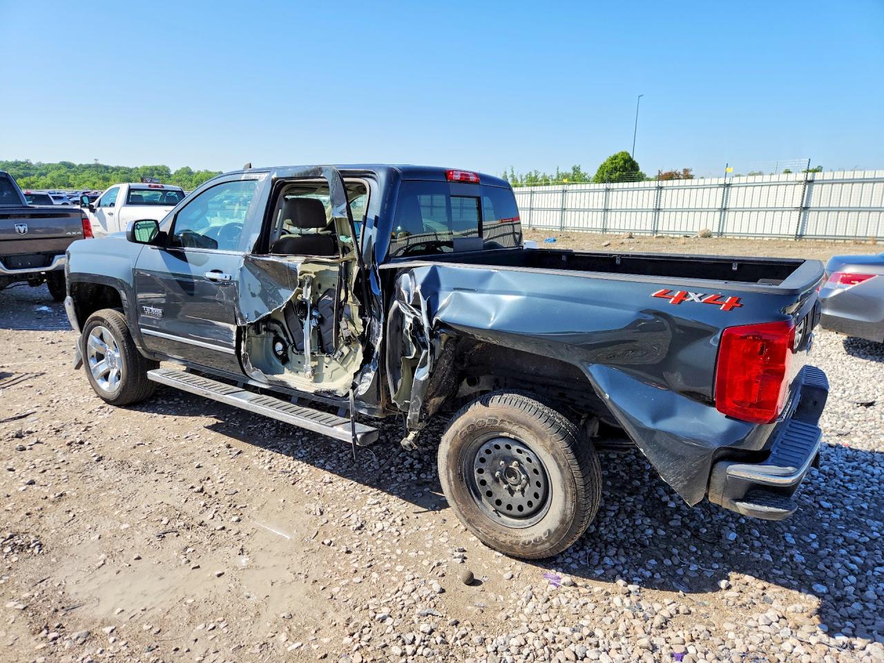 2018 Chevrolet Silverado K1500 Ltz - Фото 2