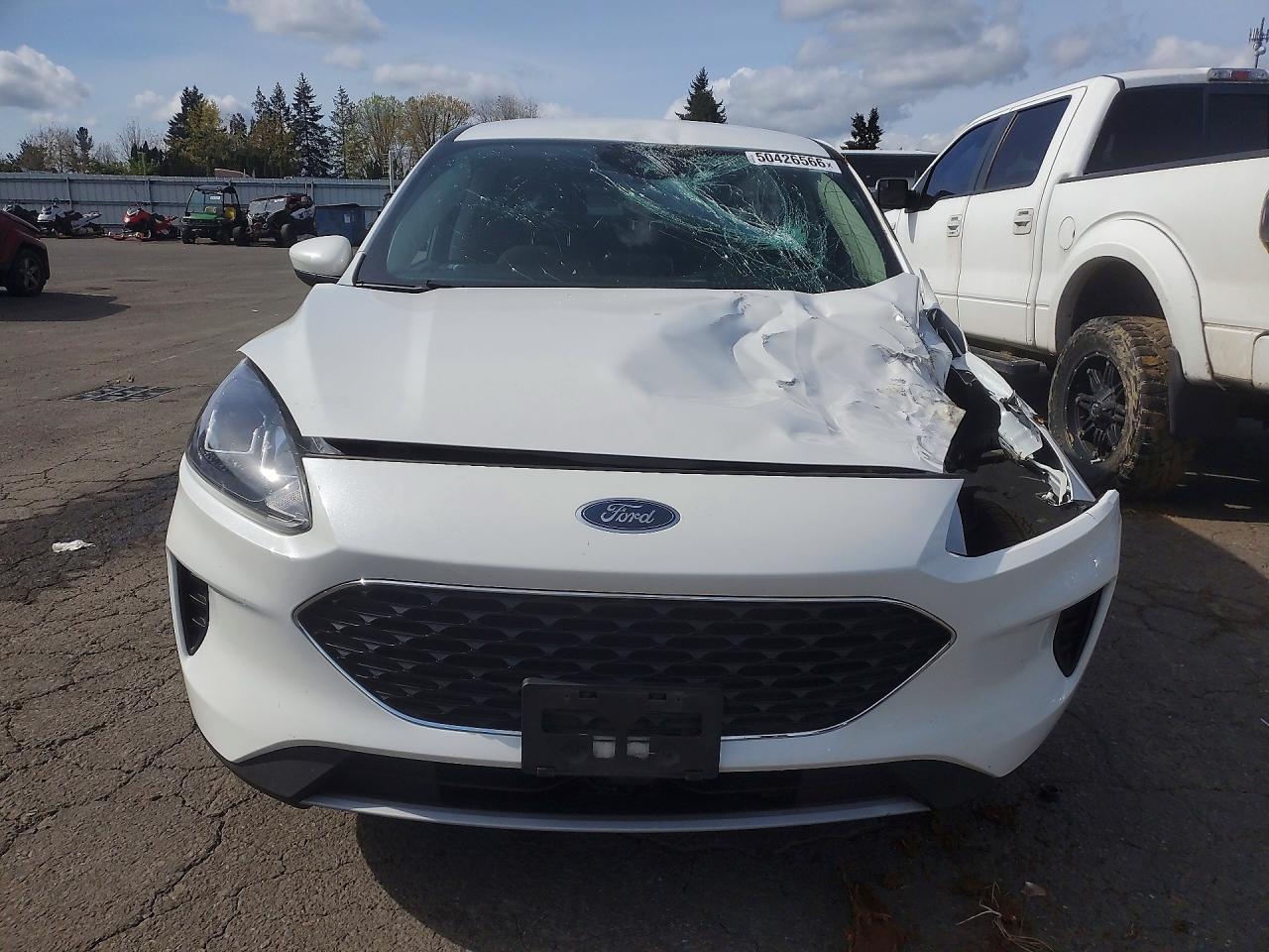 2020 Ford Escape Se - Фото 5