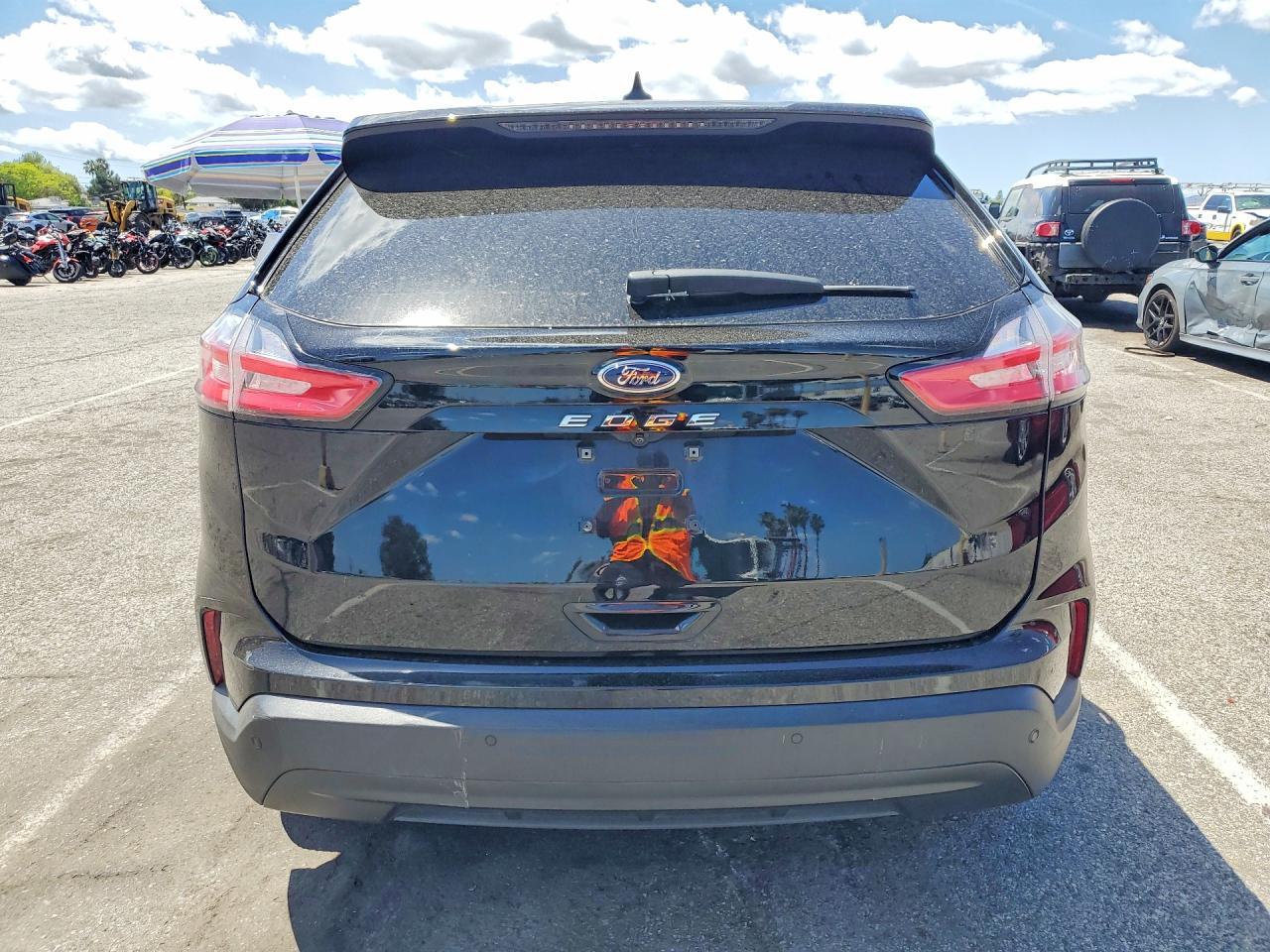 2021 Ford Edge Se - Фото 6