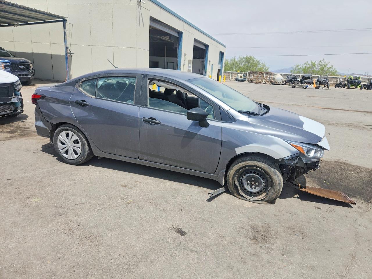 2023 Nissan Versa S - Фото 4