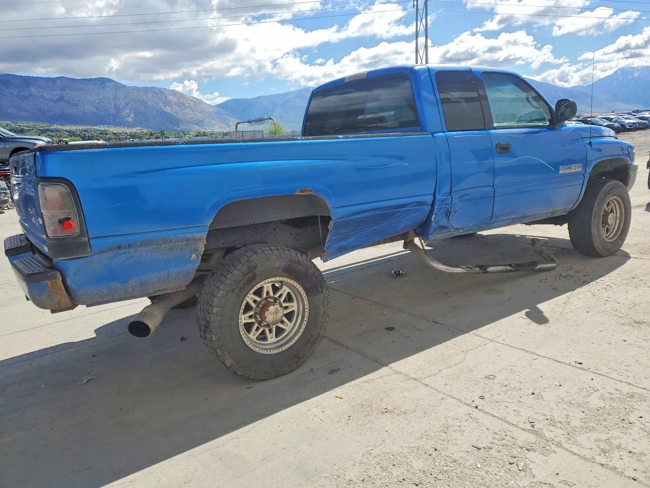 2001 Dodge Ram 2500 - Фото 3