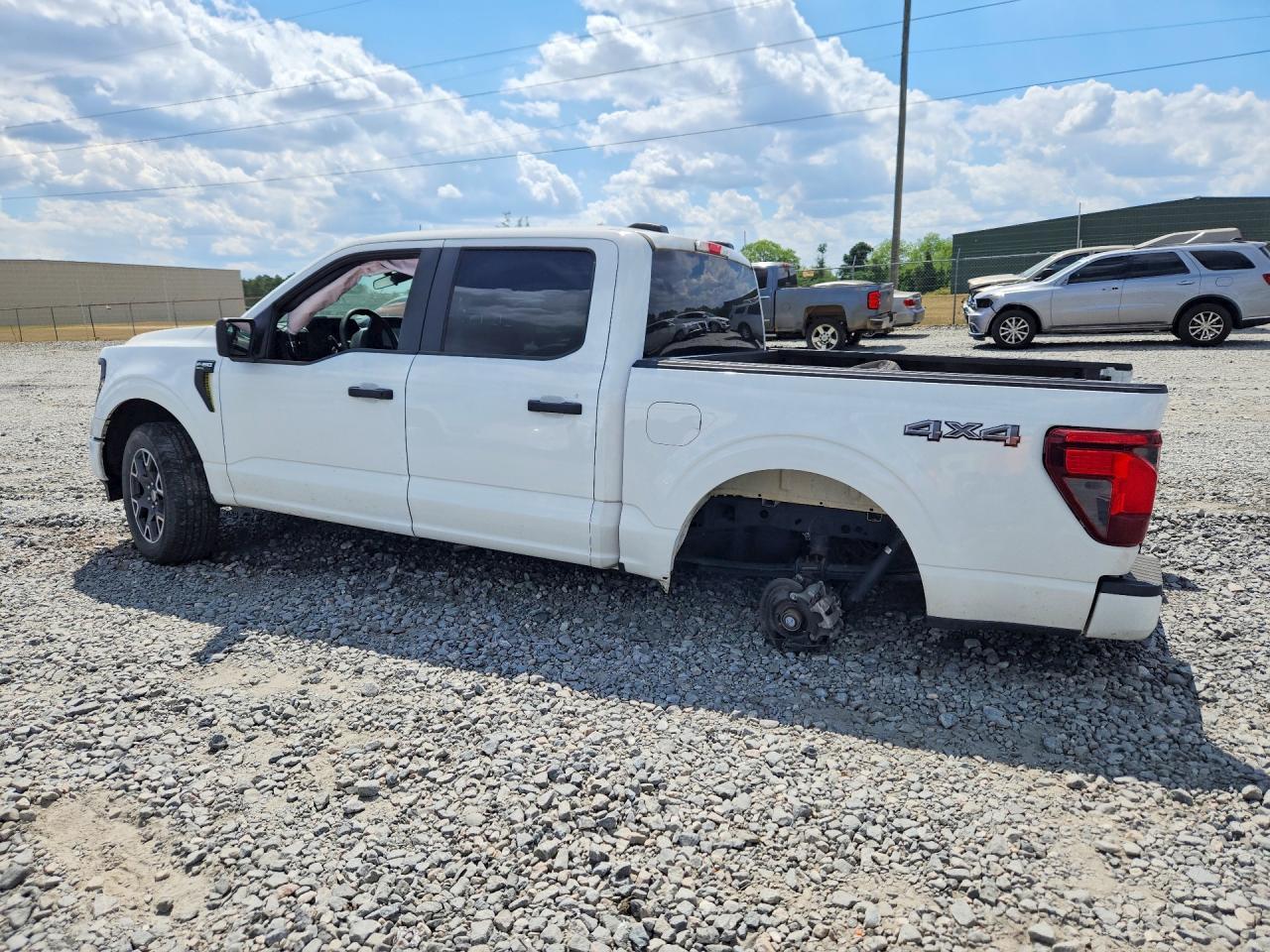 2024 Ford F150 Stx - Фото 2