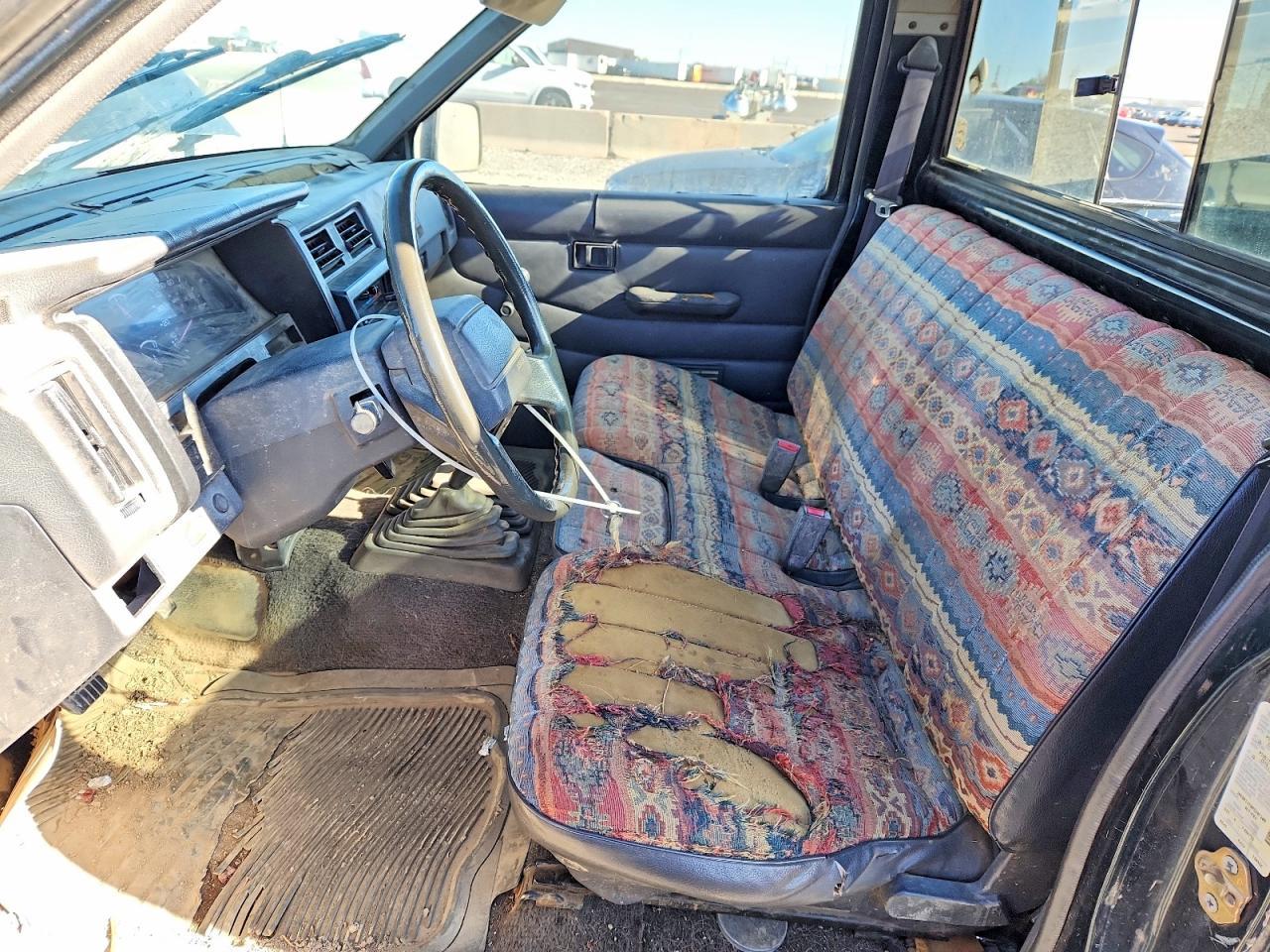 1993 Nissan Truck Base - Фото 7