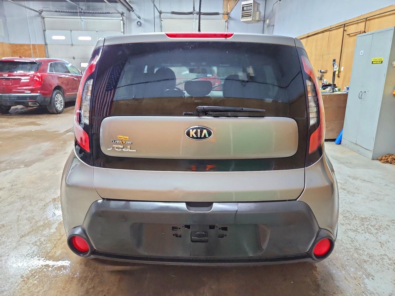 2016 Kia Soul Base - Фото 6