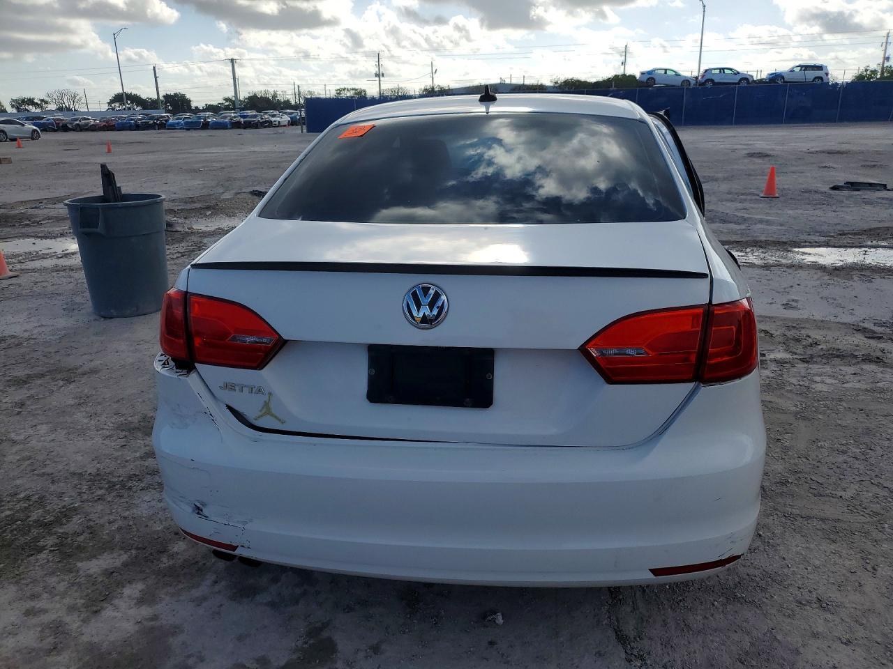 2013 Volkswagen Jetta Se - Фото 6