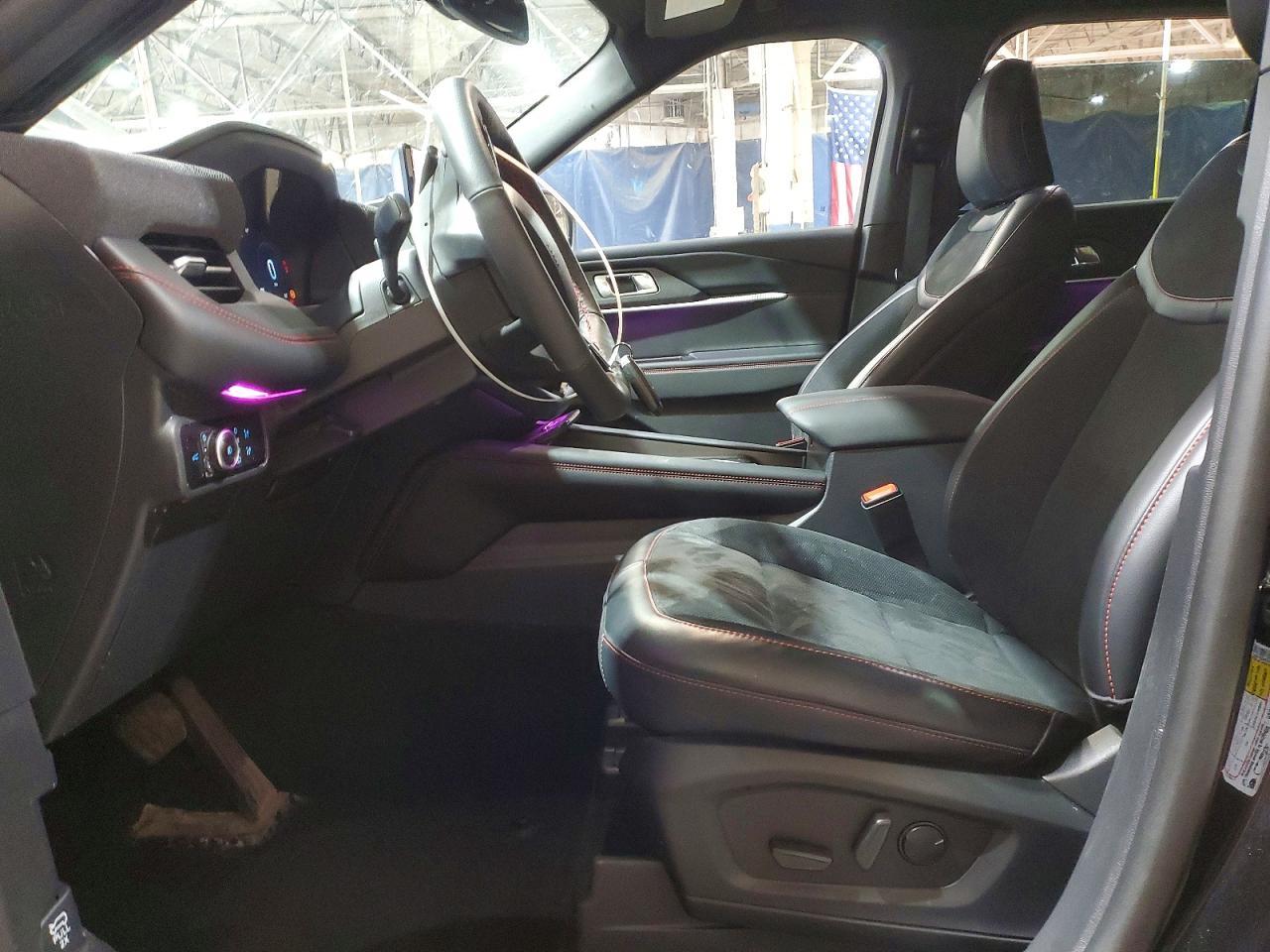 2025 Ford Explorer St - Фото 7