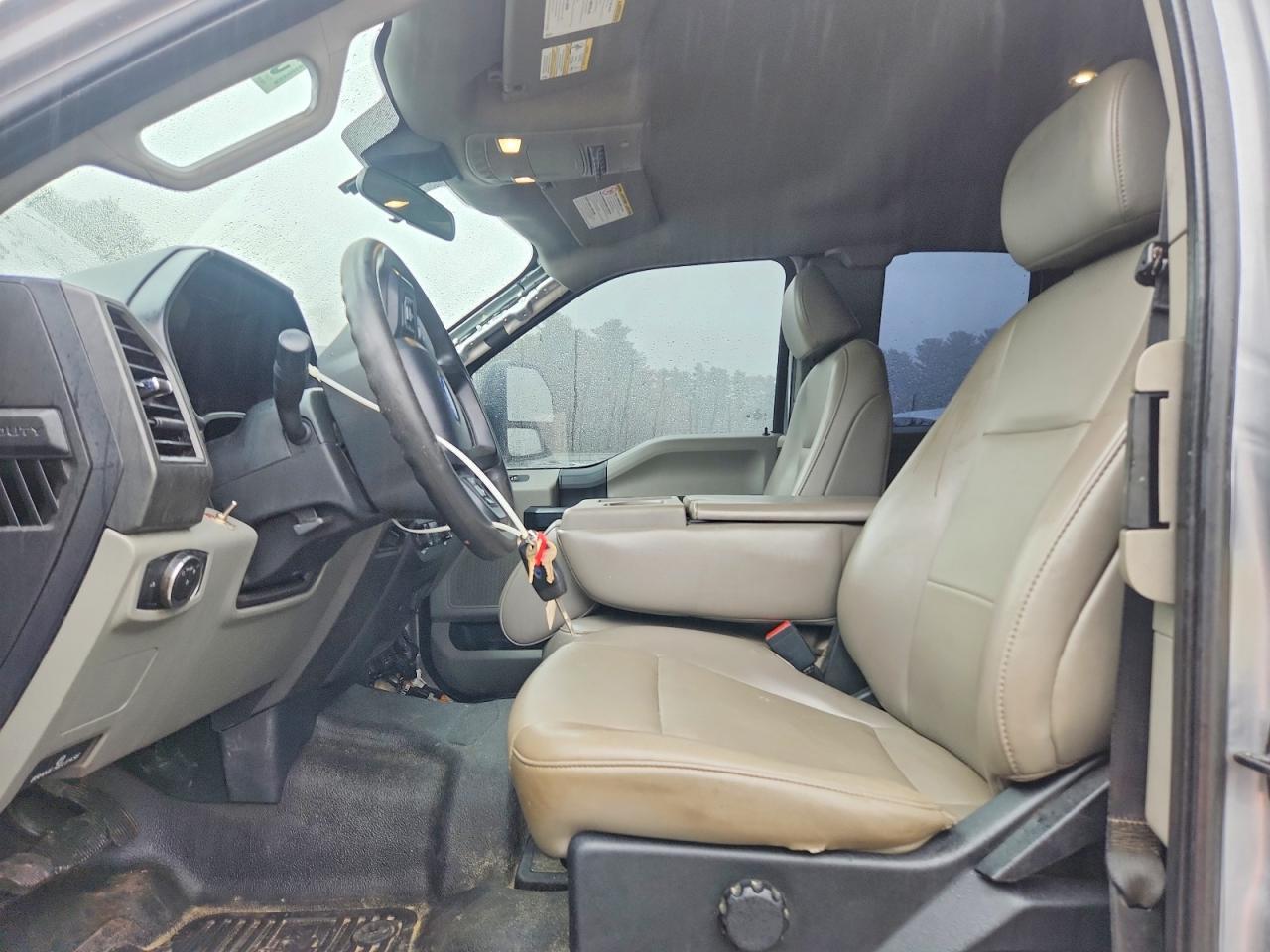 2020 Ford F250 Pu - Фото 7