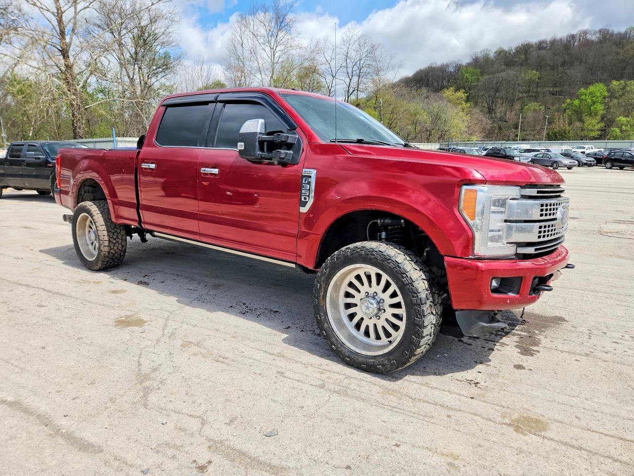 2017 Ford F-250 - Image 4