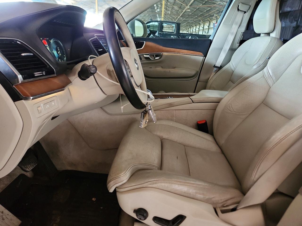 2016 Volvo Xc90 T8 - Image 7