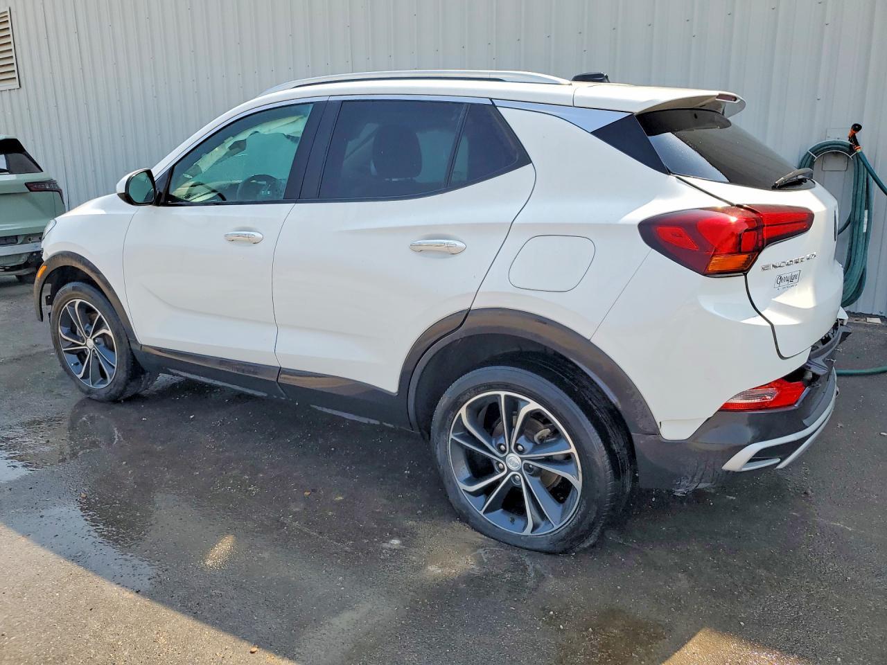 2022 Buick Encore Gx Select - Image 2