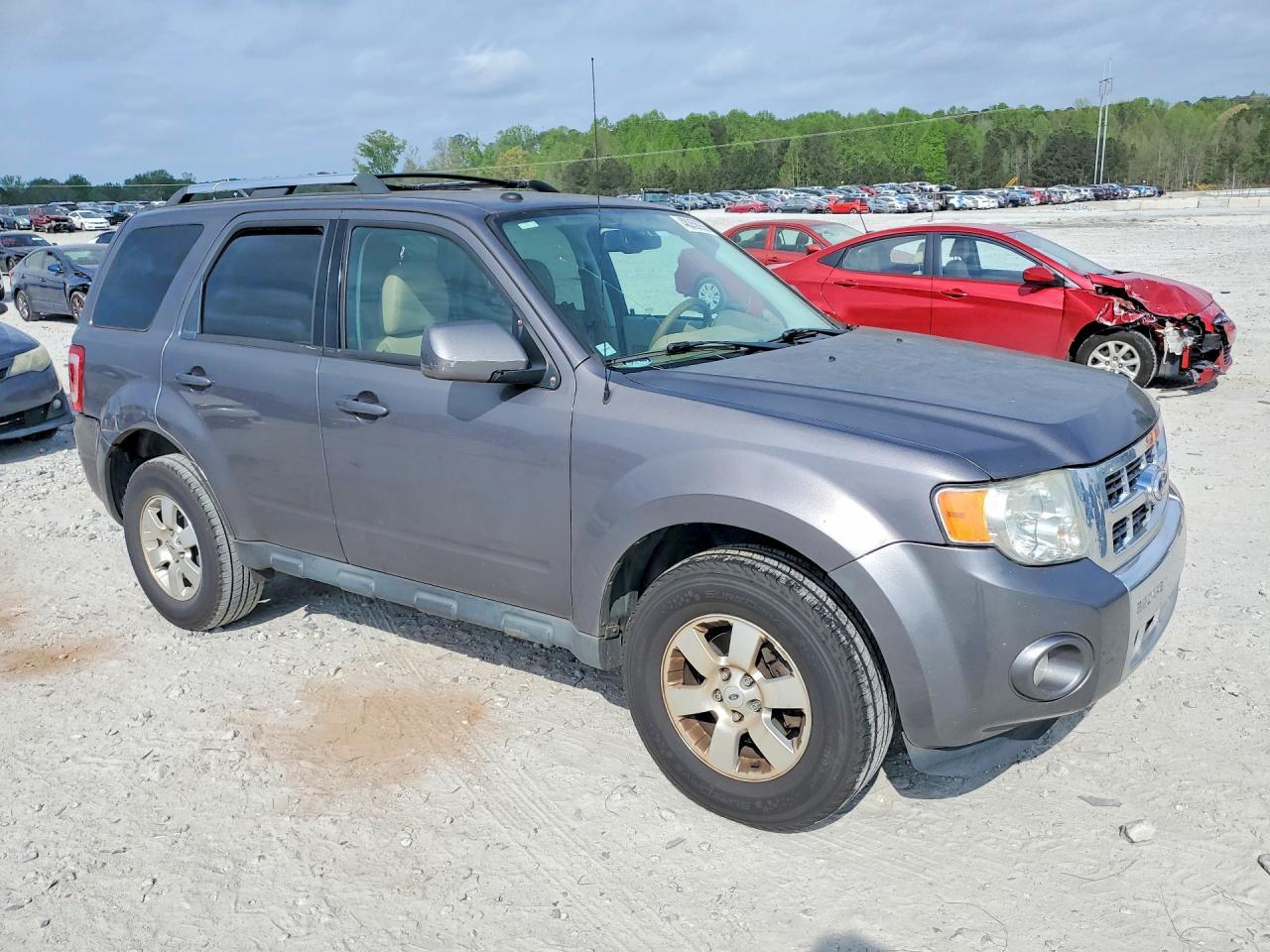 2010 Ford Escape - Фото 4