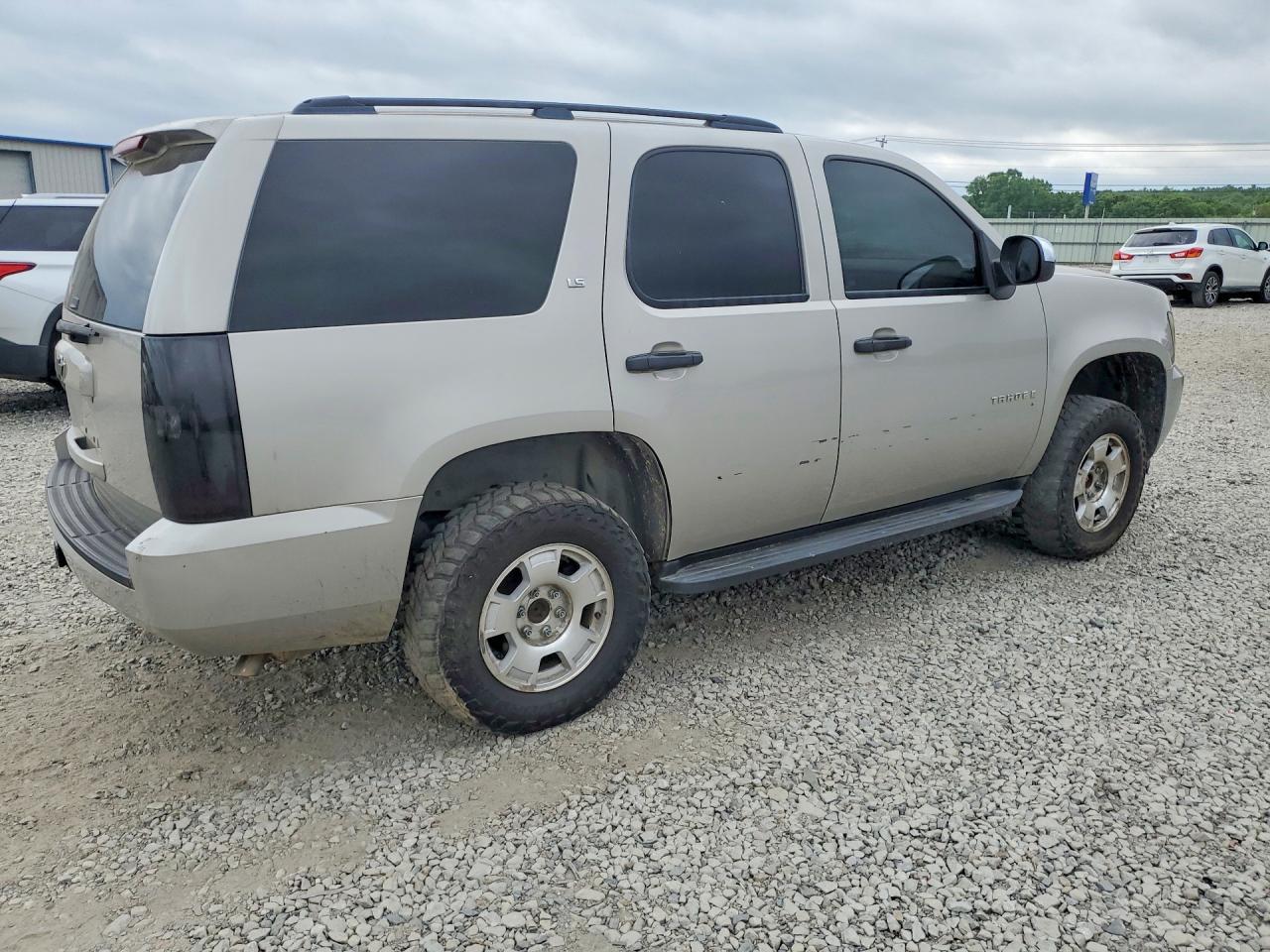 2009 Chevrolet Tahoe C1500 Ls - Фото 3