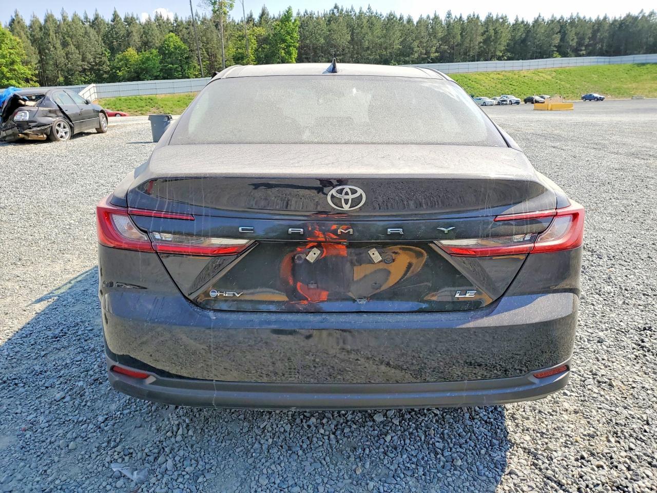 2025 Toyota Camry Le - Фото 6