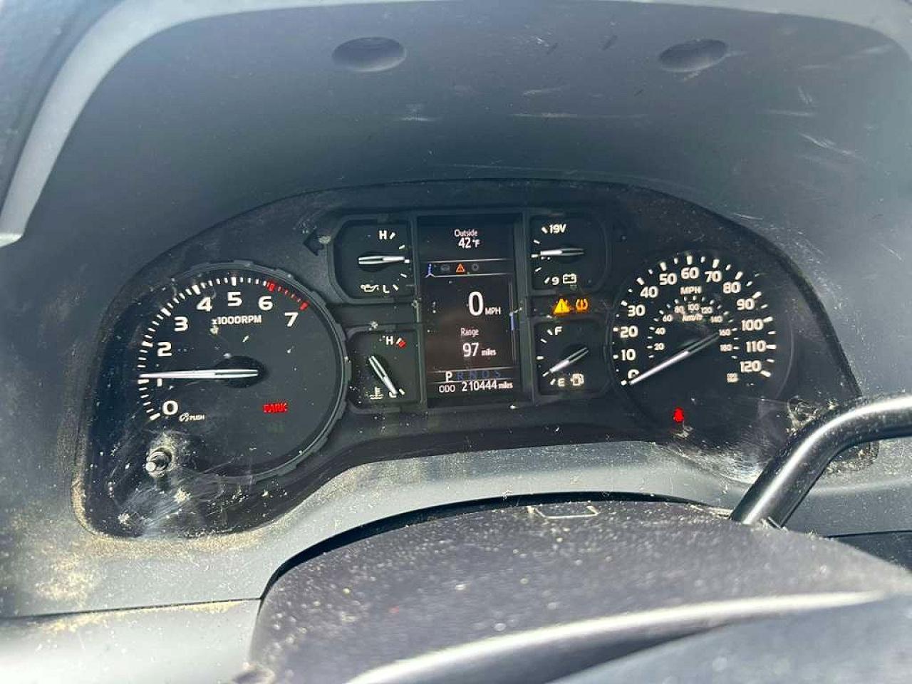 2018 Toyota Tundra Sr - Image 7