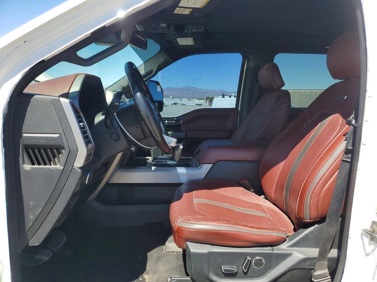 2019 Ford F350 Super Duty - Image 7