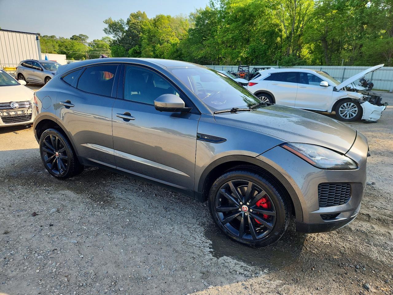 2019 Jaguar E-Pace S - Фото 4
